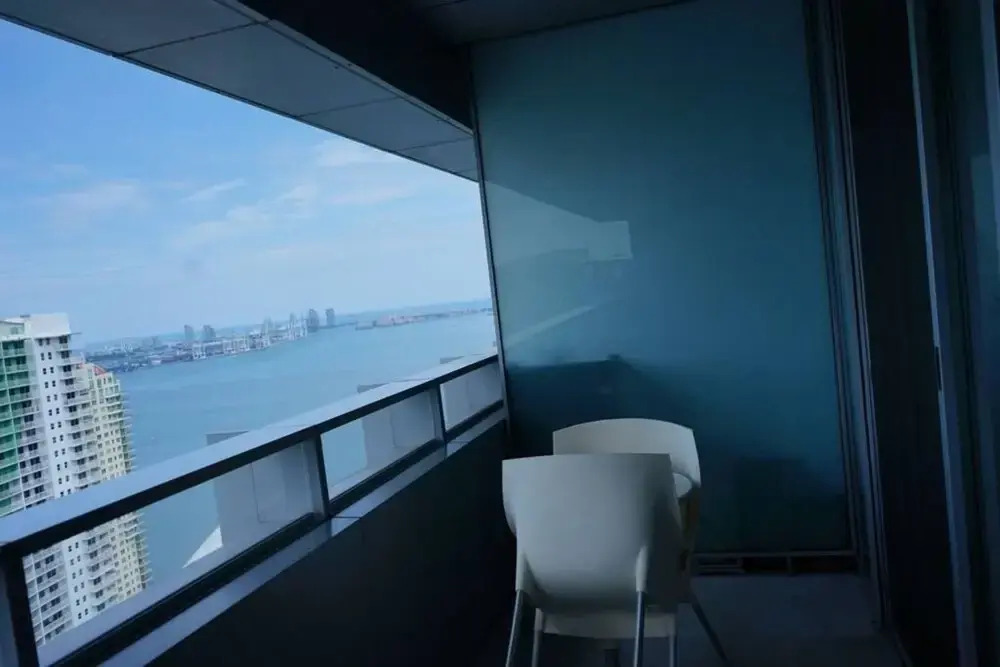 1 bed Condo Brickell-Free Parking