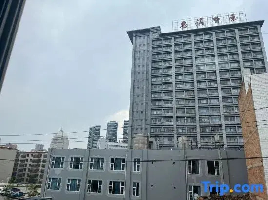 Yunxi and Home Hotel