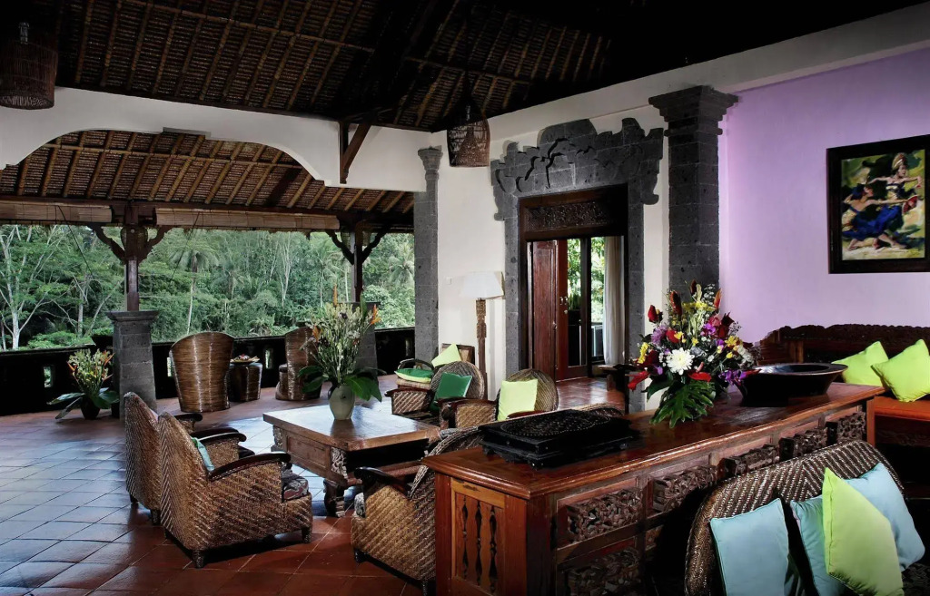 Villa Awang Awang