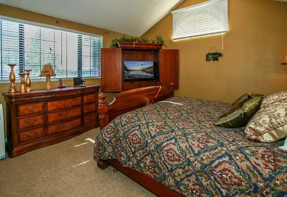 A Piece Of Bearadise Condo