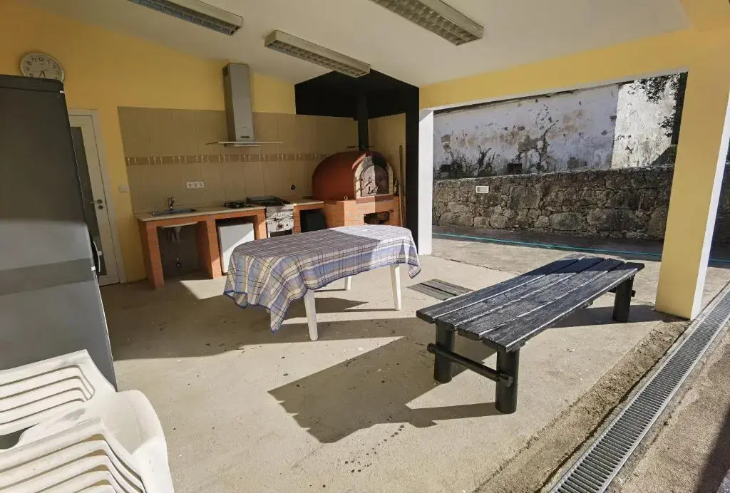 Fernandes House
