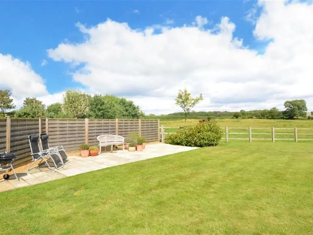 Beautiful Holiday Home in Larling With Garden
