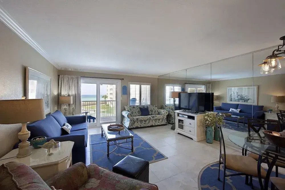 Gulf Shore Condo #316 - 1 Br condo by RedAwning