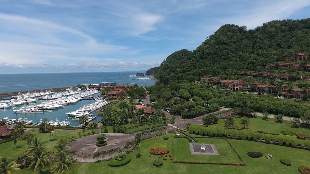 Miramar 3B 3 bdr Ocean View in Los Suenos