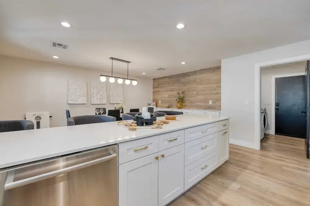 Sol Vista Private Oasis w/ Pool, Putting Green, and Prime Location