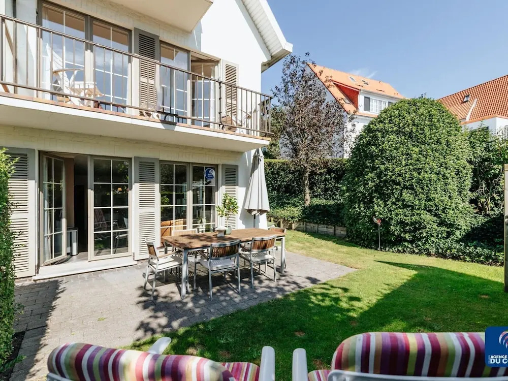 Pet-friendly Villa Retreat