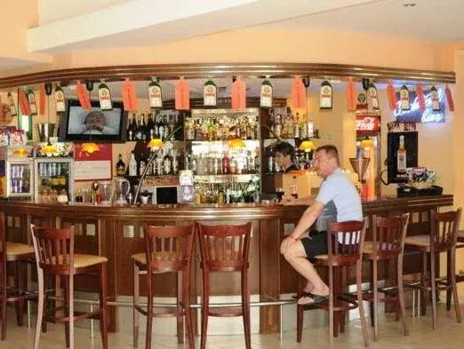 Amfora Beach Hotel