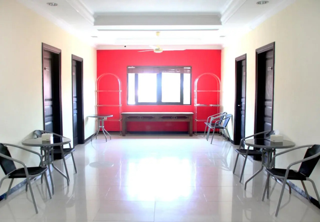 Family Guest House Surabaya