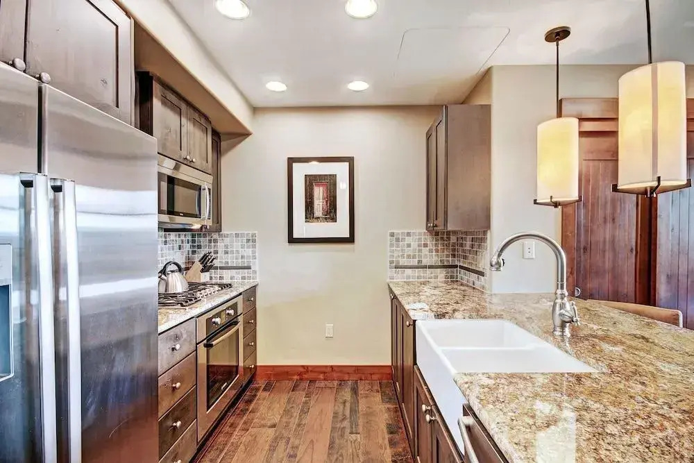 One Ski Hill Place S8212