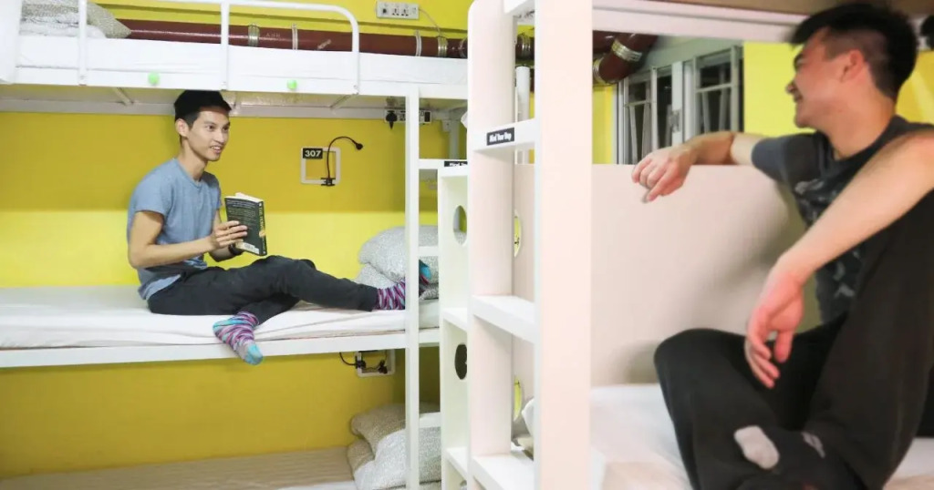 Starpacker - Hostel