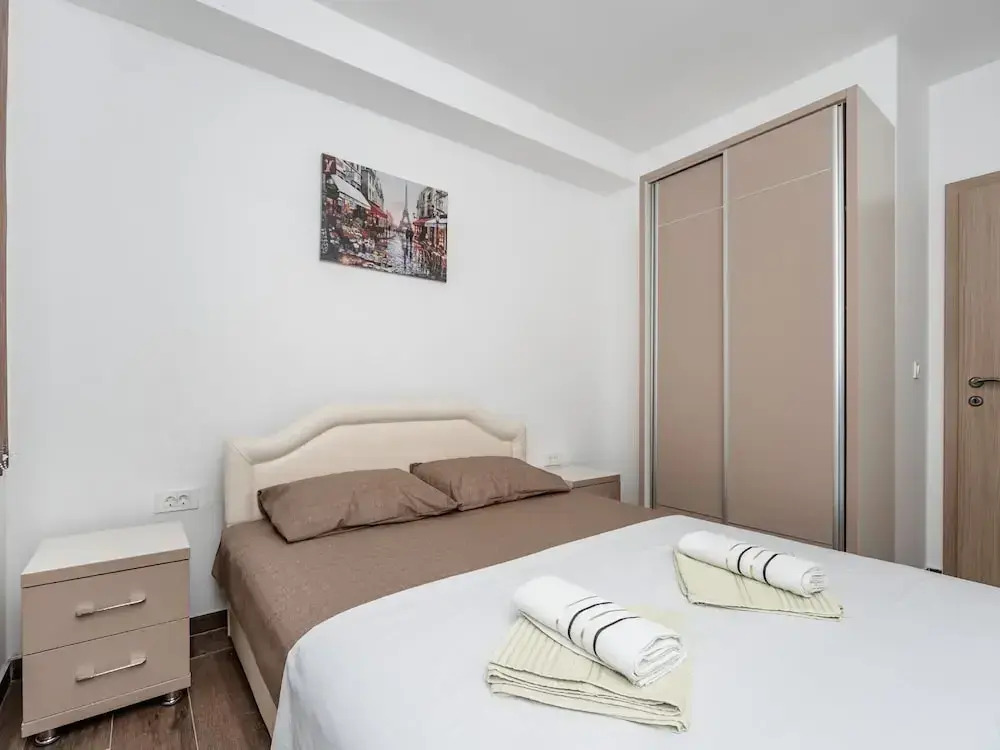 Apartments 4U