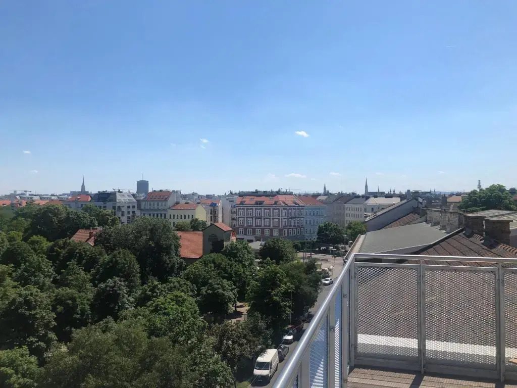 Augartenblick Penthauscombo 15/16 - Blick zum Riesenrad