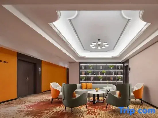 Hantang Hotel (Erqi Square Zhengzhou Railway Station East Square Branch)