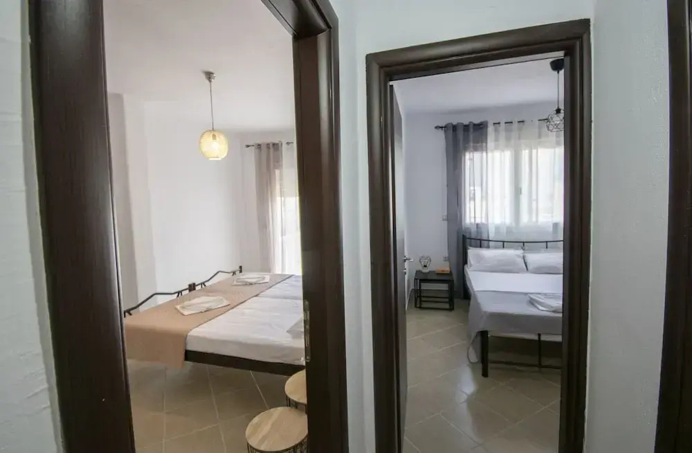 Violeta Apartment by Rentalspro