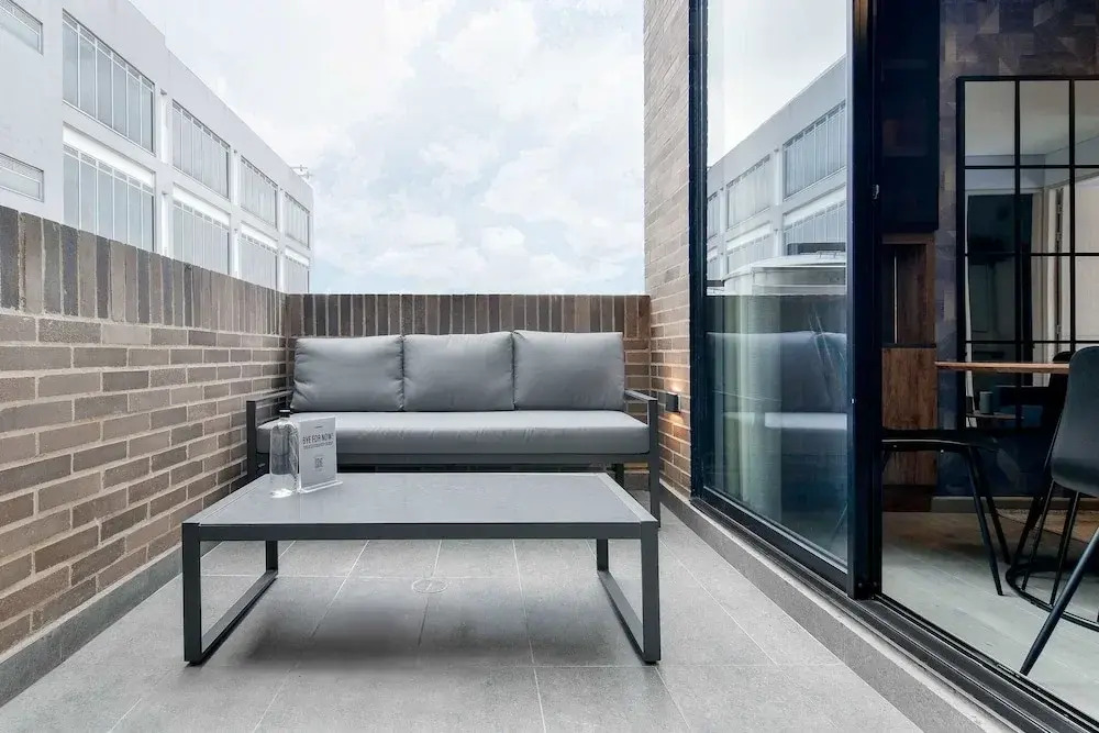 w Elegant Loft w Terrace in Santa Barbara