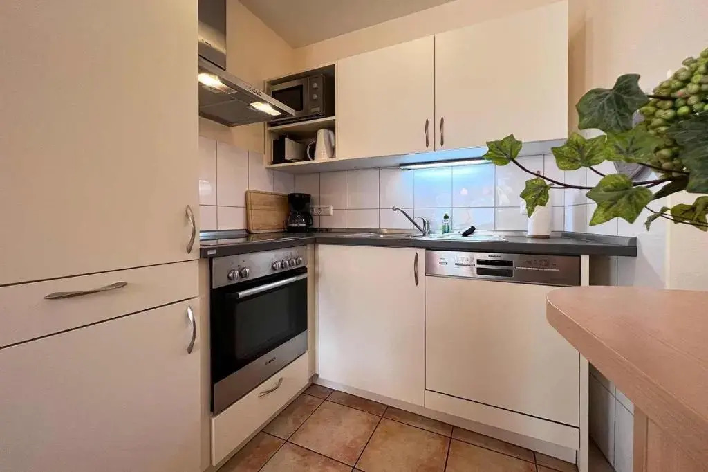 Apartes-Ferienhaus-10-in-der-Ferienanlage-Wohnpark-Weser-in-Doese