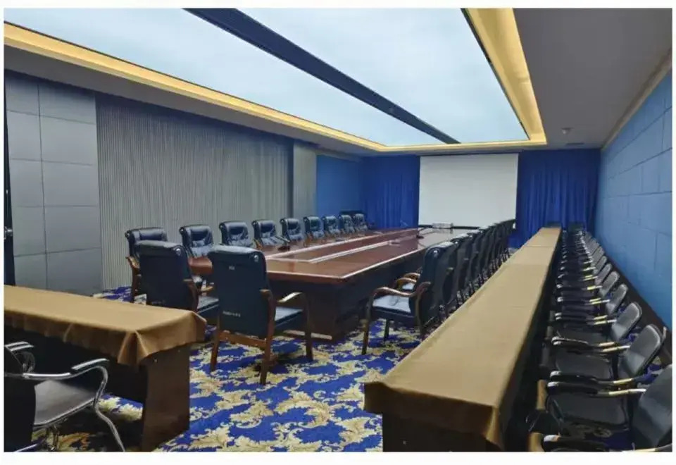 Baiyin Renan Hotel