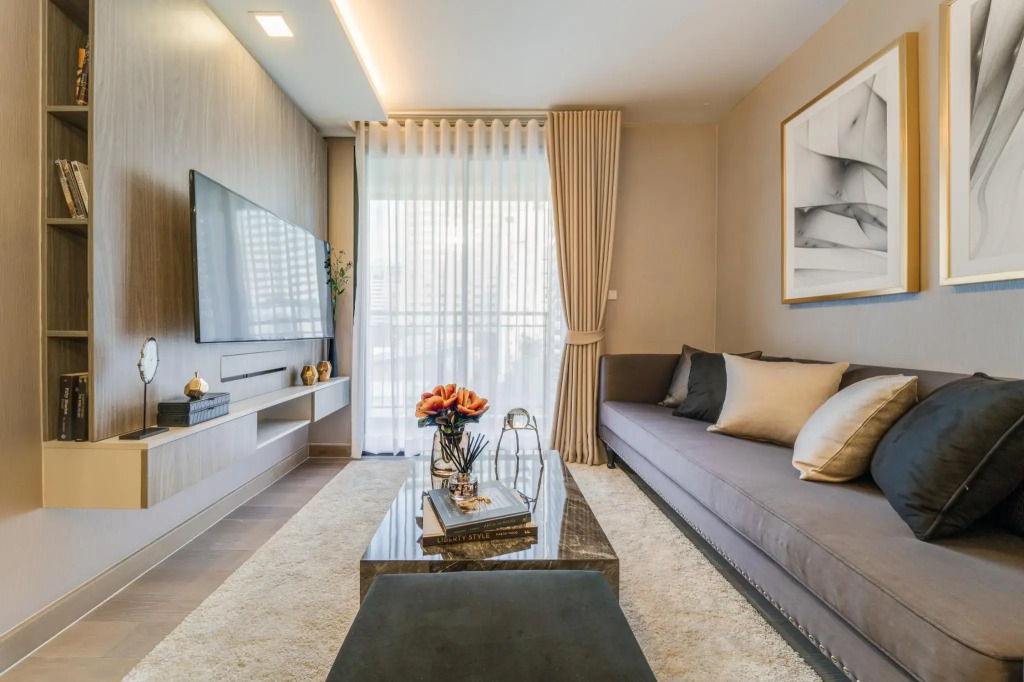 18 Residence