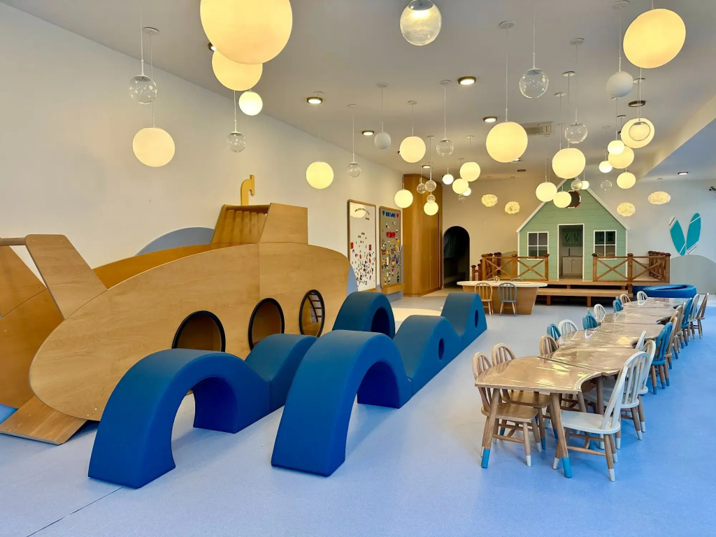 Blue Wave Suite Hotel