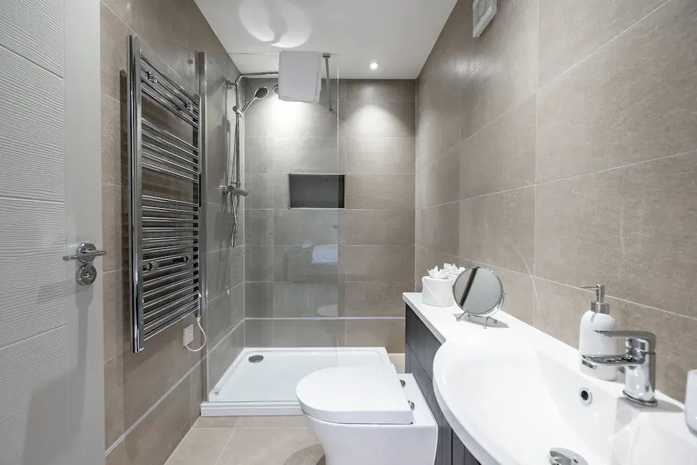 Remarkable 2-bed Apartment in Camberley