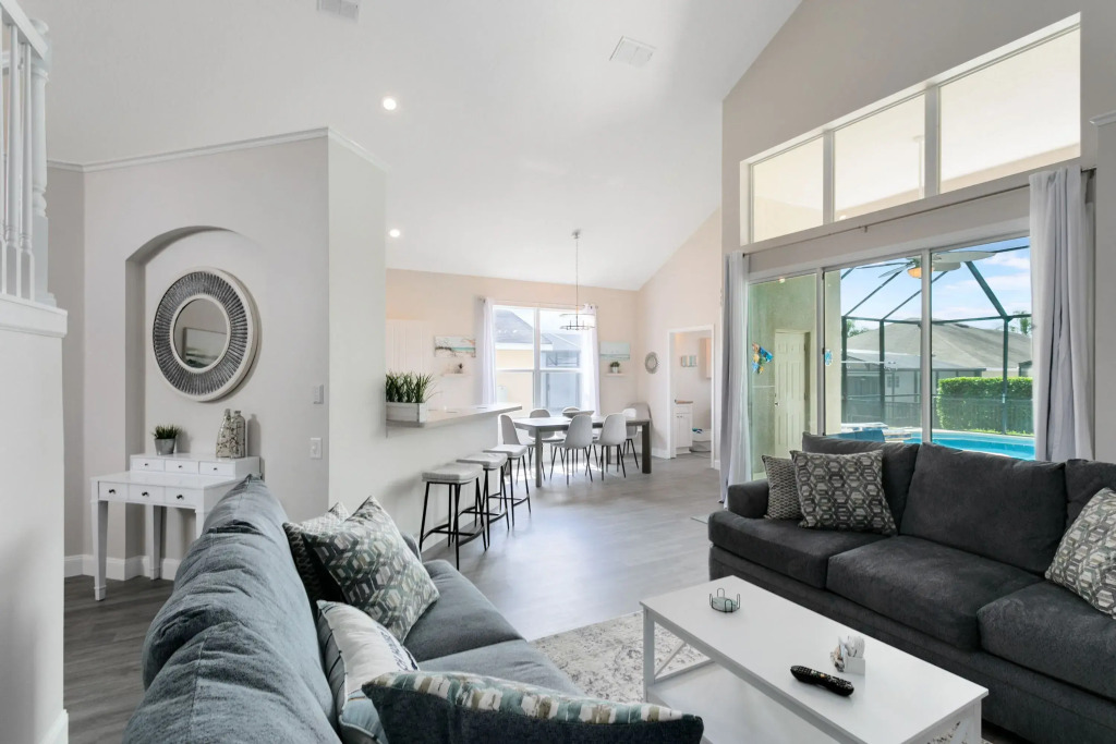 Amazing 6 Bed Disney Dream Getaway in Windsor Palm