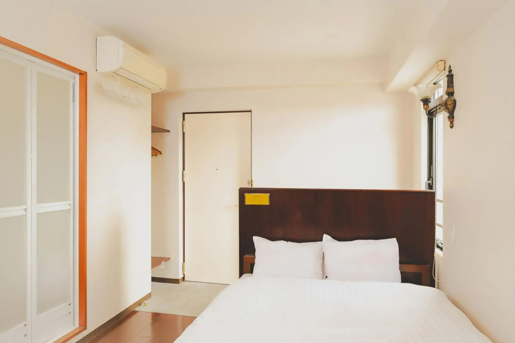 Van Cort Landt Hotel