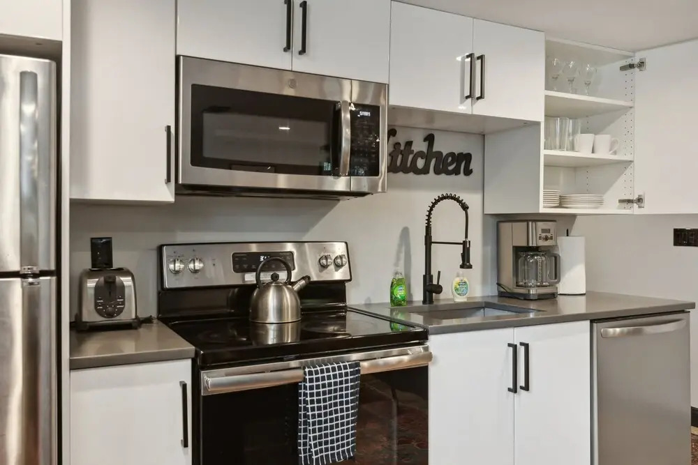 Charming 2BR Townhouse Condo in Heart of DC