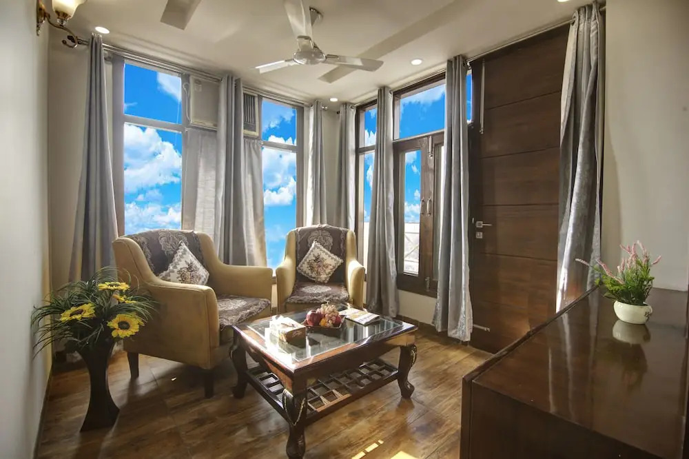 SONESTA LUXURY APARTMENT