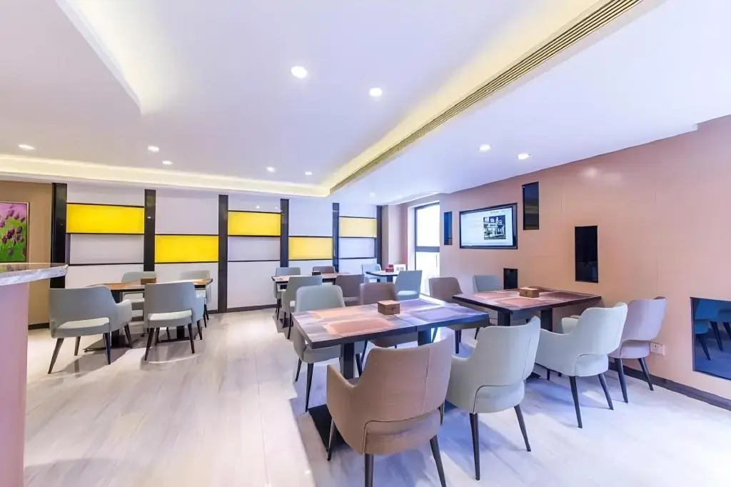 Lavande Hotel Wenchong Branch
