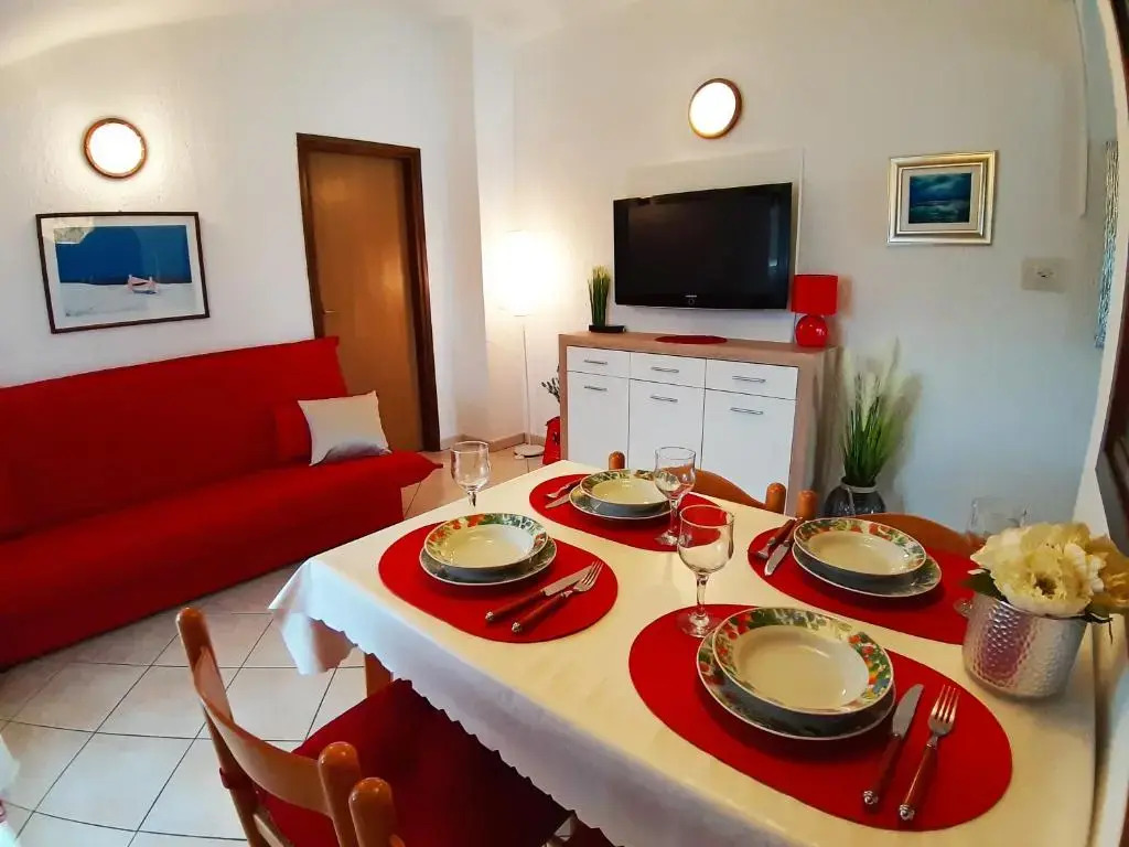 Apartments Zrinka