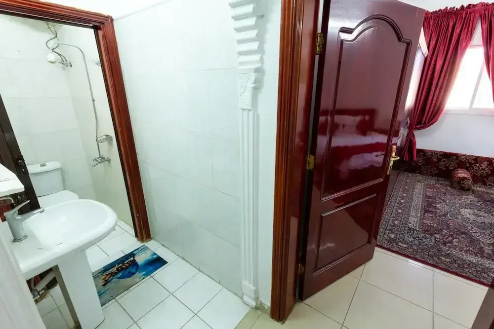 Al Eairy Furnished Apts Al Madinah 8
