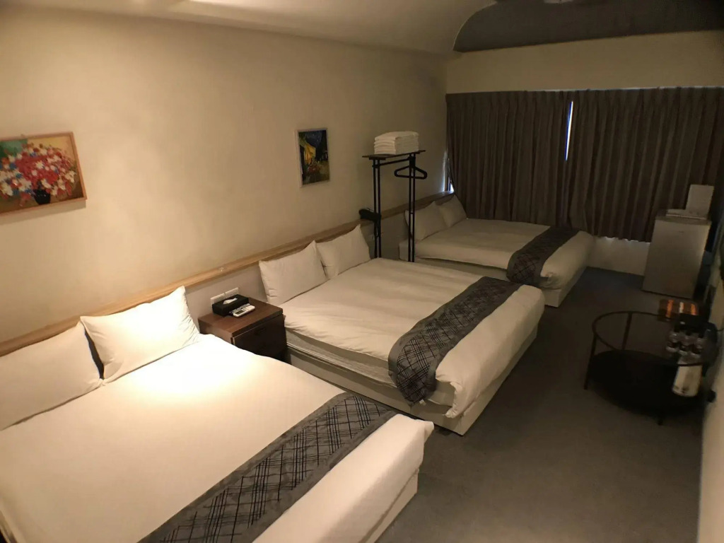 Royal Hotel