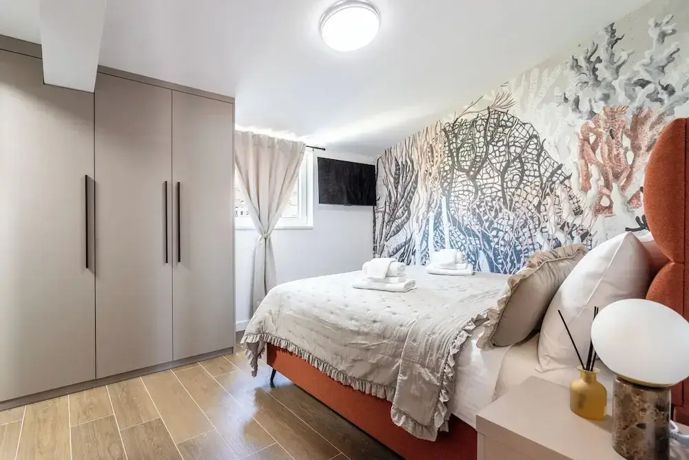 Luxury apartments Marino near beach