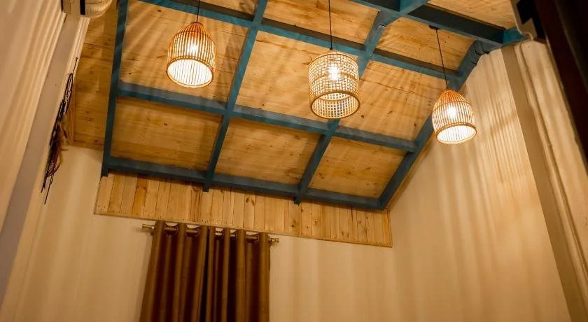KHA Hostel & Cafe
