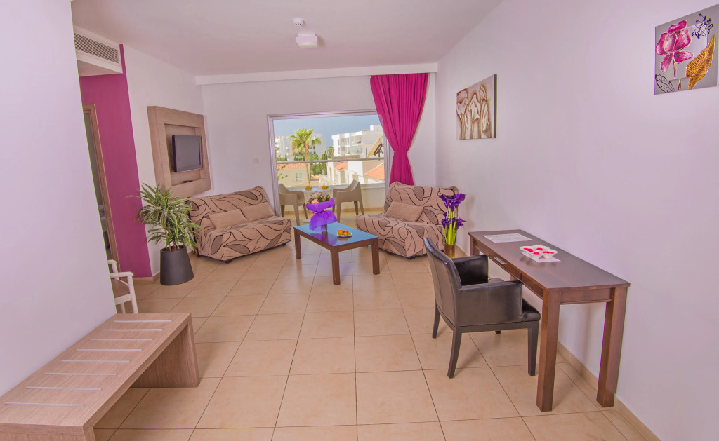 New Famagusta Hotel&Suites