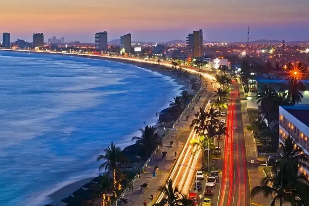 Gavias Golden Shore