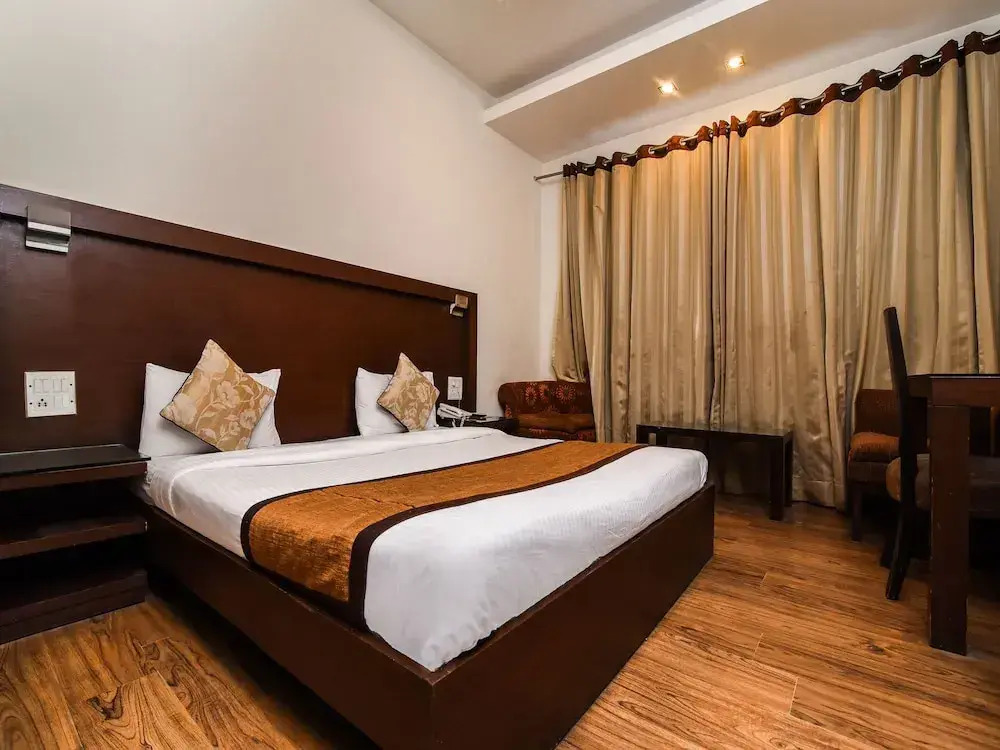 OYO 644 Hotel Haris Court