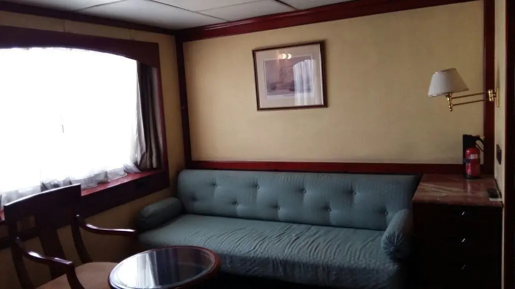 Nile Cruise King Tut