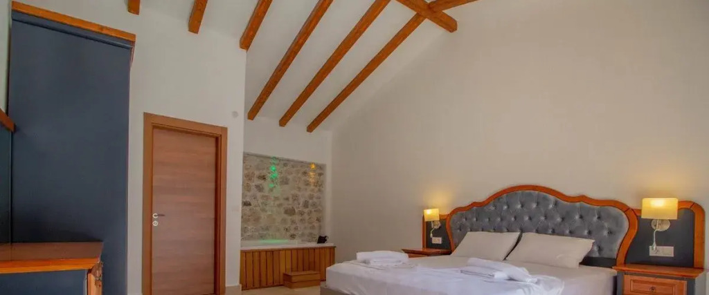 Villa Patara Titanik