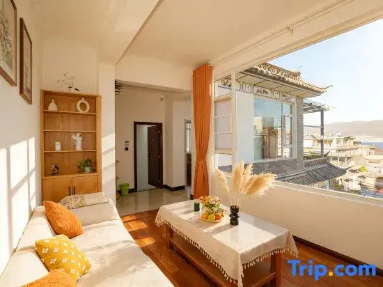 View the sea | Villa· Country · Seascape Art Villa (Dali Erhai Village Pier Store)