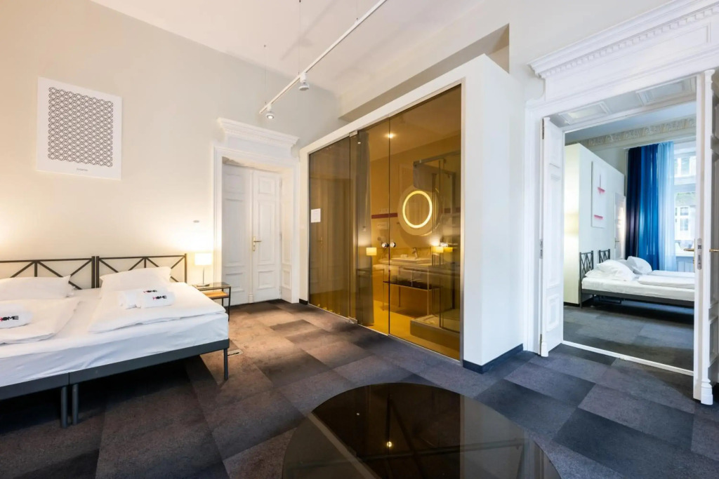Home Aparthotel