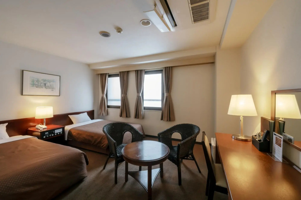 City Hotel Ando