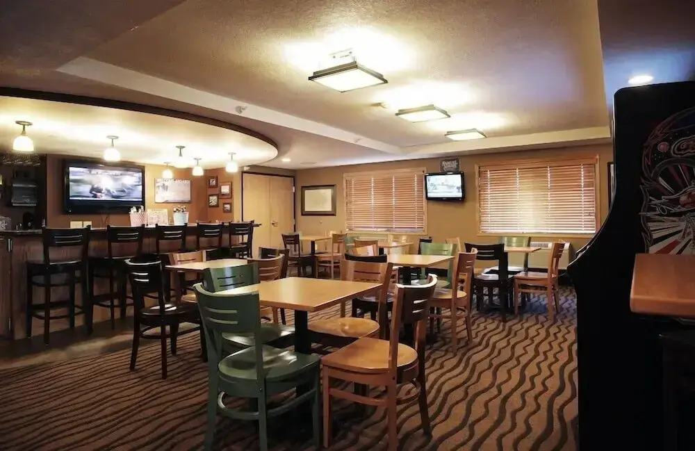 America Inn Lodge & Suites