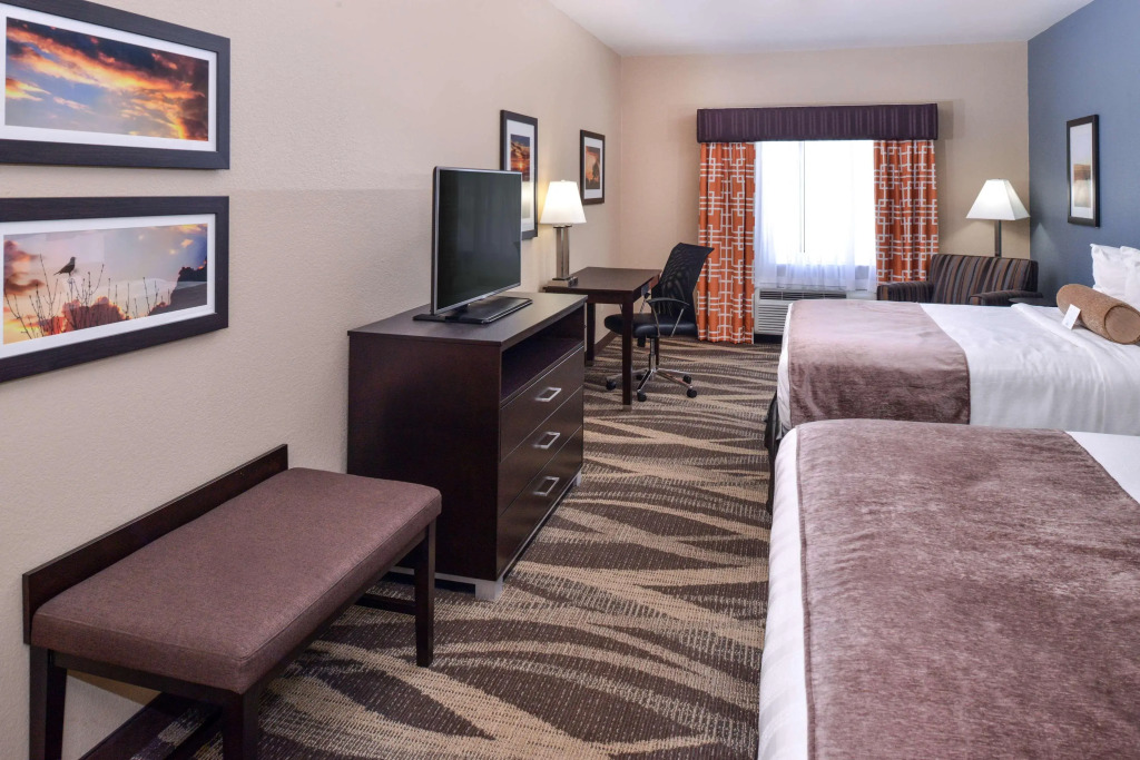Best Western Plus Lake Jackson Inn & Suites