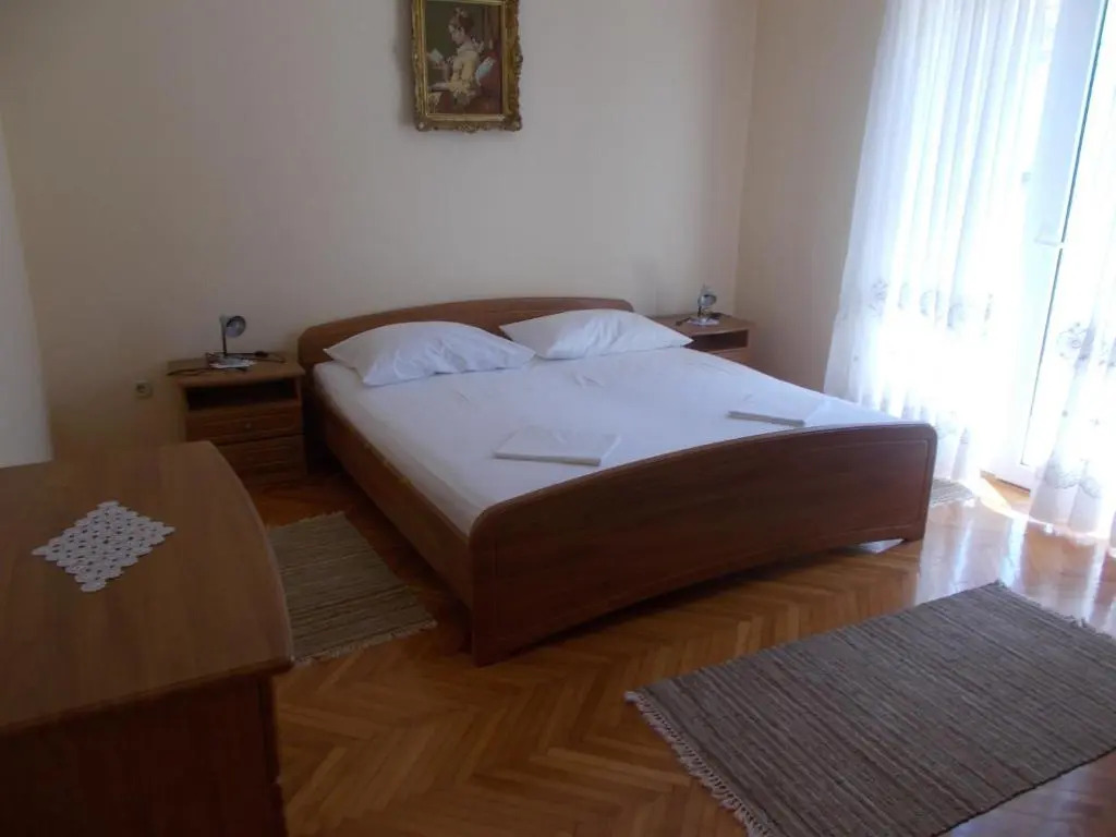 Apartments Belas