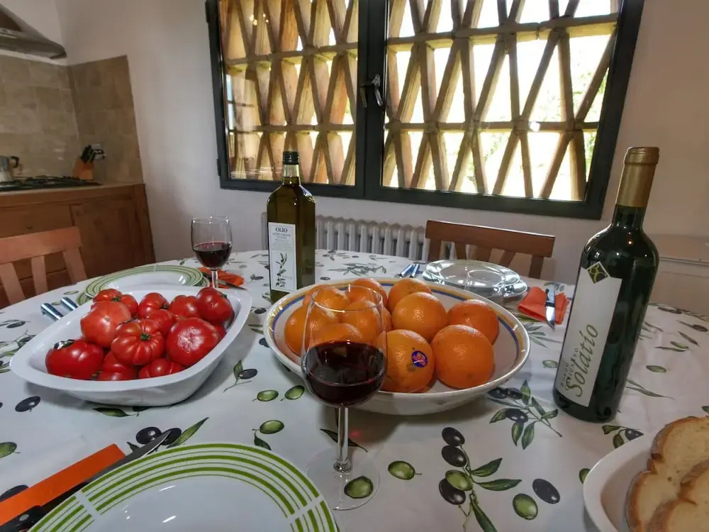 Soothing Holiday Home in Castelnuovo dei Sabbioni With Pool