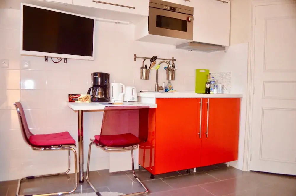 Studio in the Heart of the Marais !