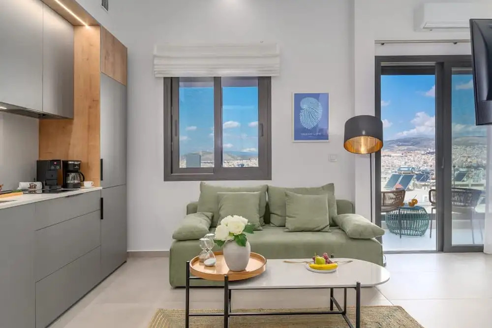 Green & Blue Castella Luxury Suites