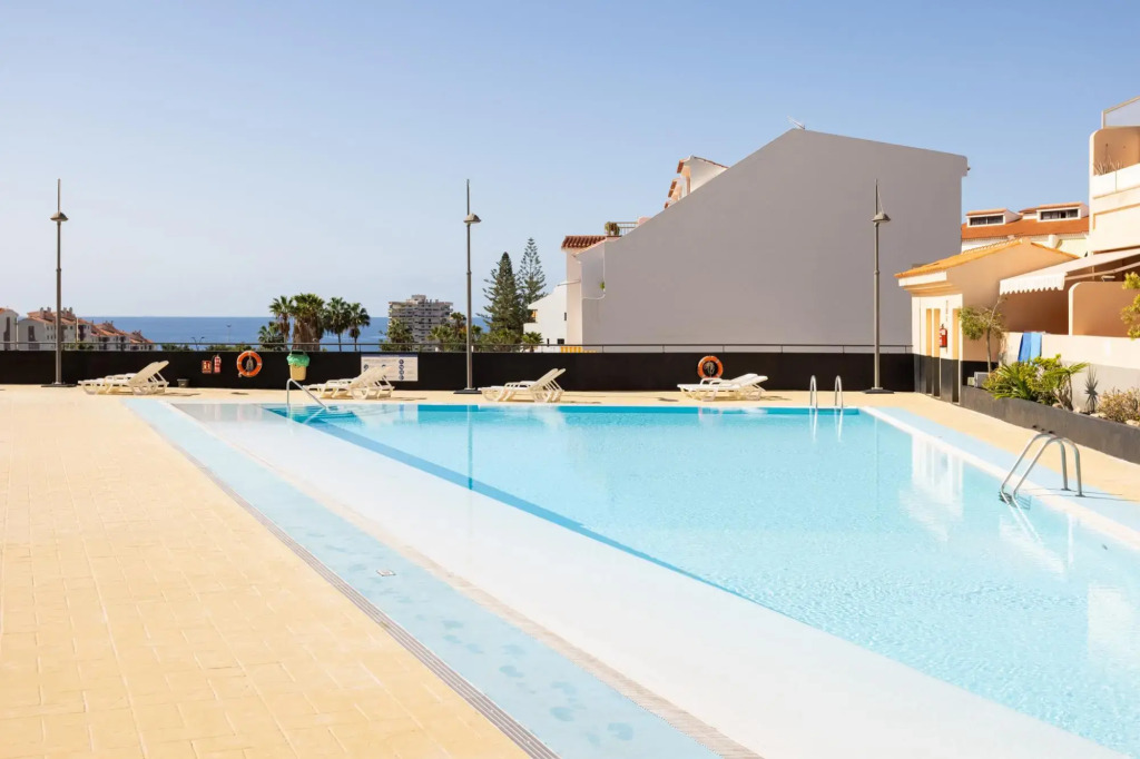 Home2Book Los Cristianos, Pool & Beach