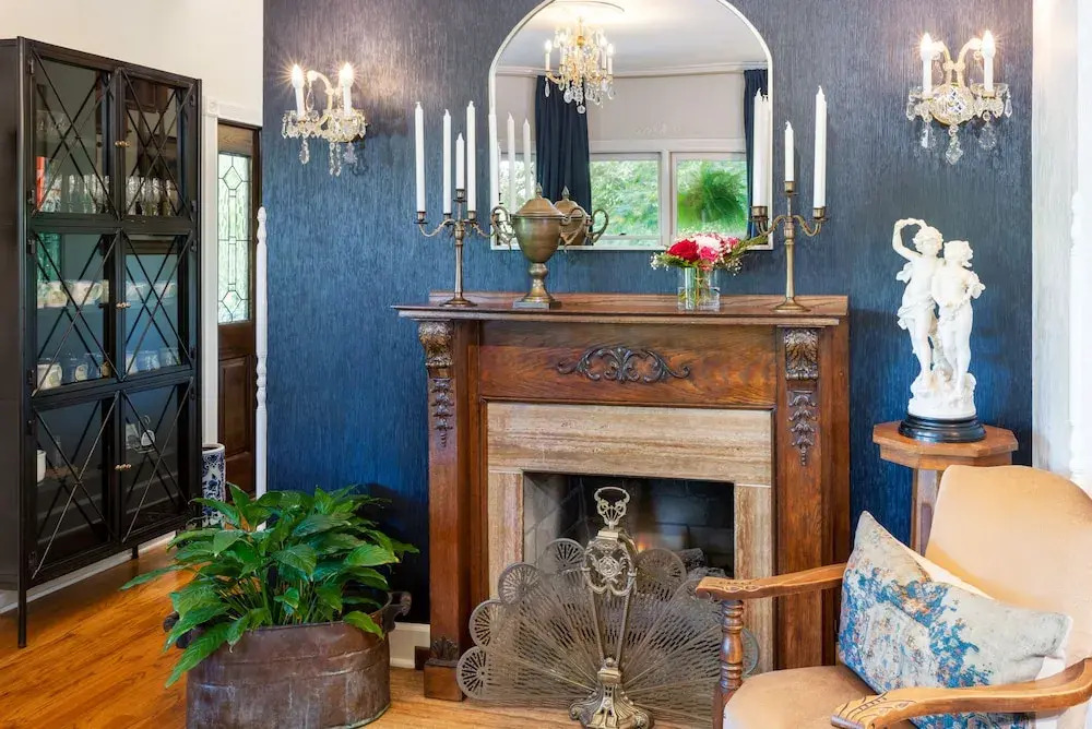 Arsenic and Old Lace Bed & Breakfast Inn